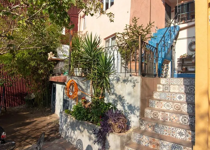 Apartmán Leafy Views & Light Filled Comfort In Kuzguncuk *