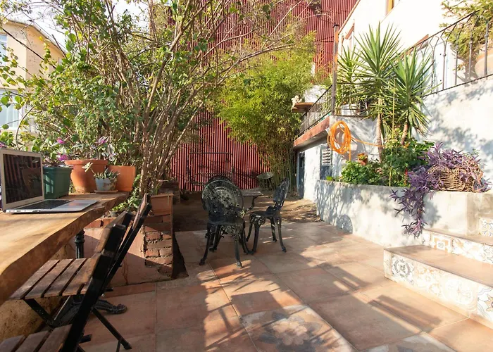 Apartmán Leafy Views & Light Filled Comfort In Kuzguncuk *